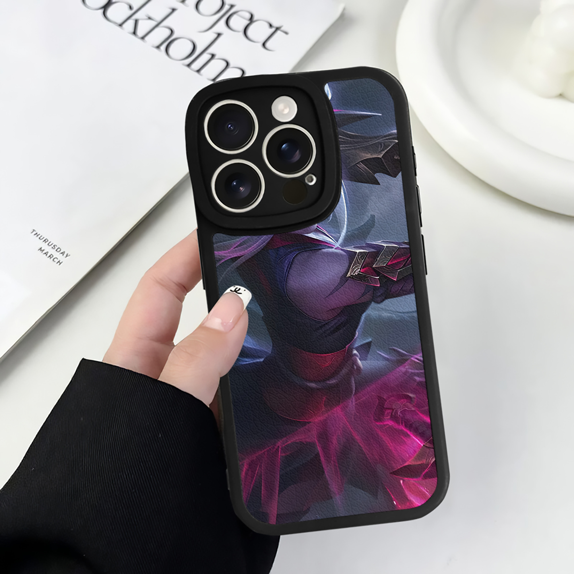 リーグ・オブ・レジェンド League of Legends LOL 【iPhone 16シリーズ対応】シリコンスマホケース（レザー調） 材質：シリコン